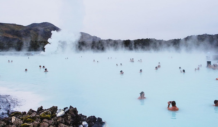 Blue Lagoon in Iceland: A Guide to the Perfect Geothermal Spa Vacation