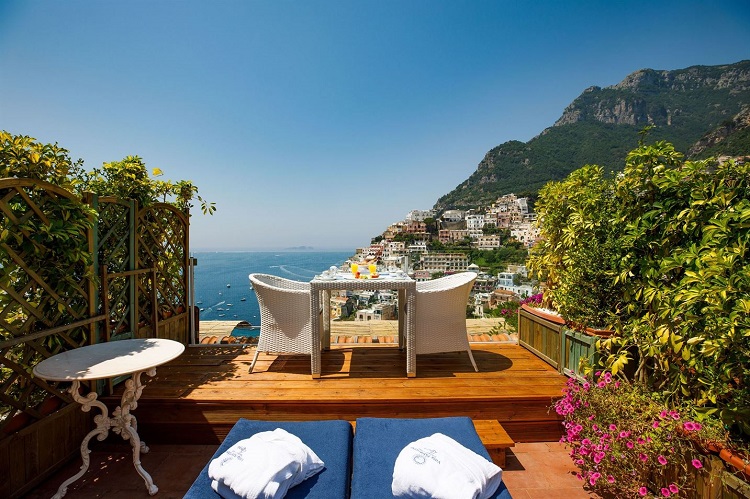 Reserve a Room with a Balcony in Positano