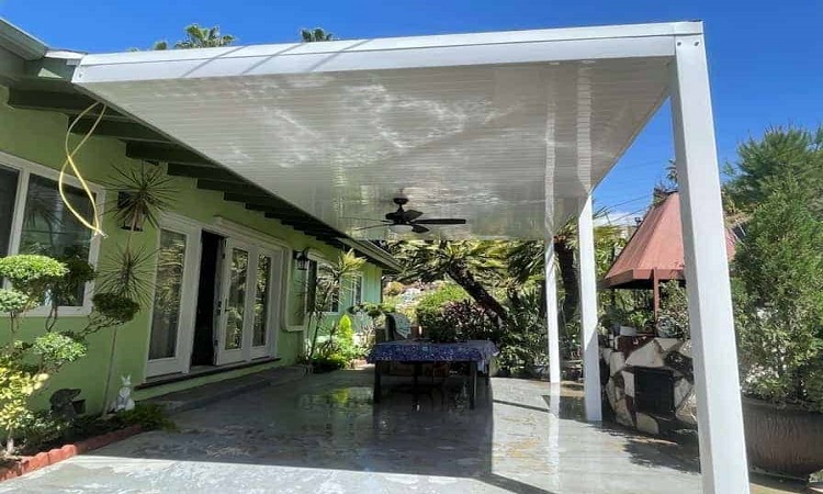 Install a vinyl cover